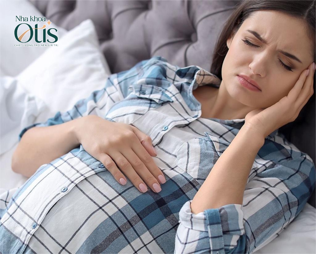 Nếu mức độ đau răng nghiêm trọng, mẹ bầu cần thăm khám để bác sĩ chỉ định phương án phù hợp