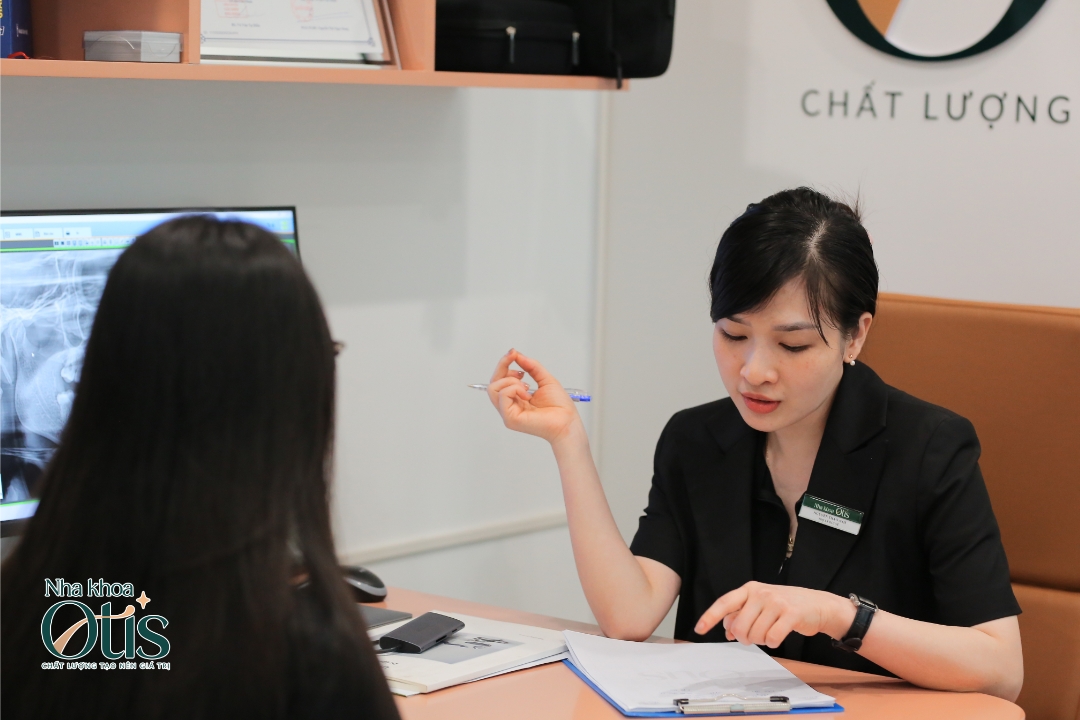 Chi phí nhổ răng khôn mọc thẳng thường rẻ hơn 