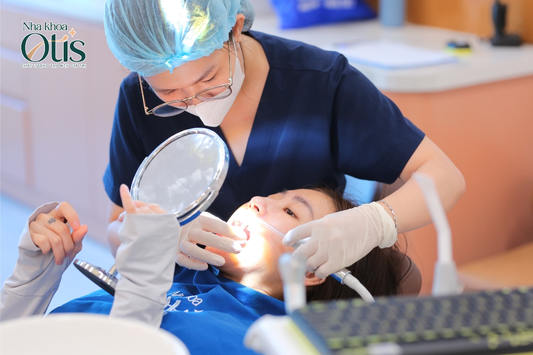 Kiểm tra răng miệng thường xuyên 