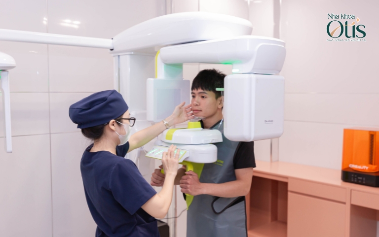 Chụp phim CT 3D cho dữ liệu trực quan về tình trạng răng để đánh giá thời gian trồng răng implant bao lâu
