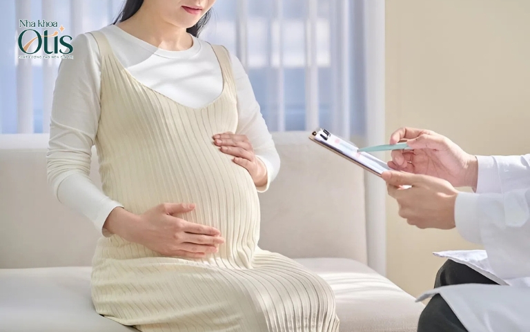 Thời điểm nhổ răng khôn của bà bầu cần được chỉ định bởi bác sĩ