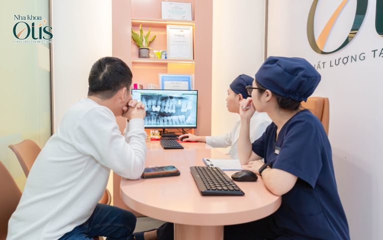 Nhổ răng khôn xong bị đau tai cần tuân thủ đúng hướng dẫn của bác sĩ