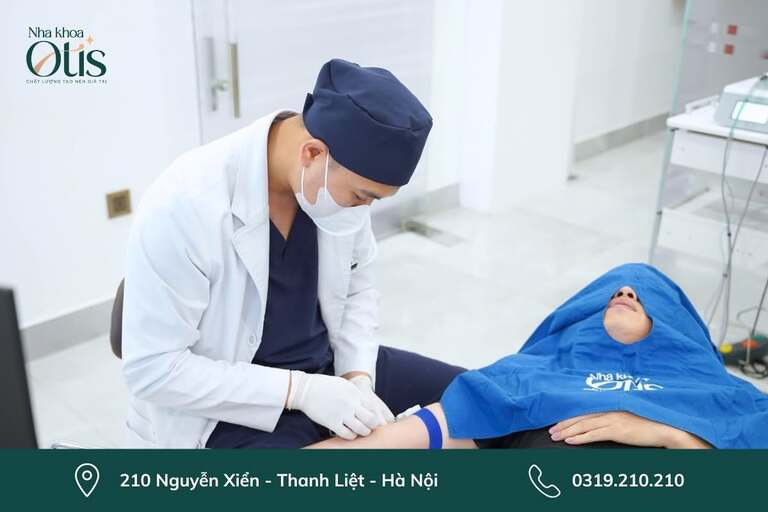 Xét nghiệm máu trước nhổ răng khôn để đảm bảo tình trạng sức khỏe