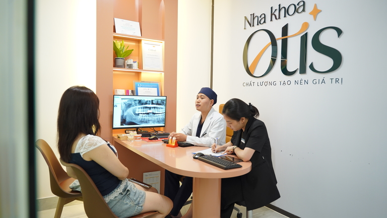 Quy trình niềng răng mắc cài kim loại tại Hà Nội