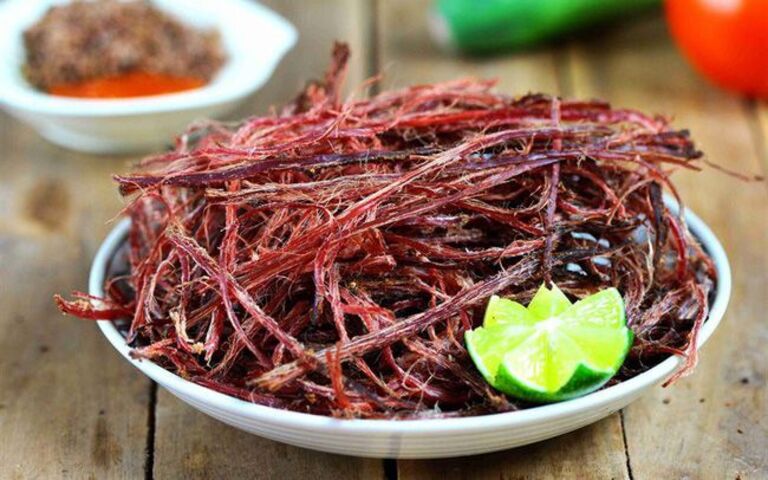 Niềng răng nên kiêng ăn đồ dai dẻo